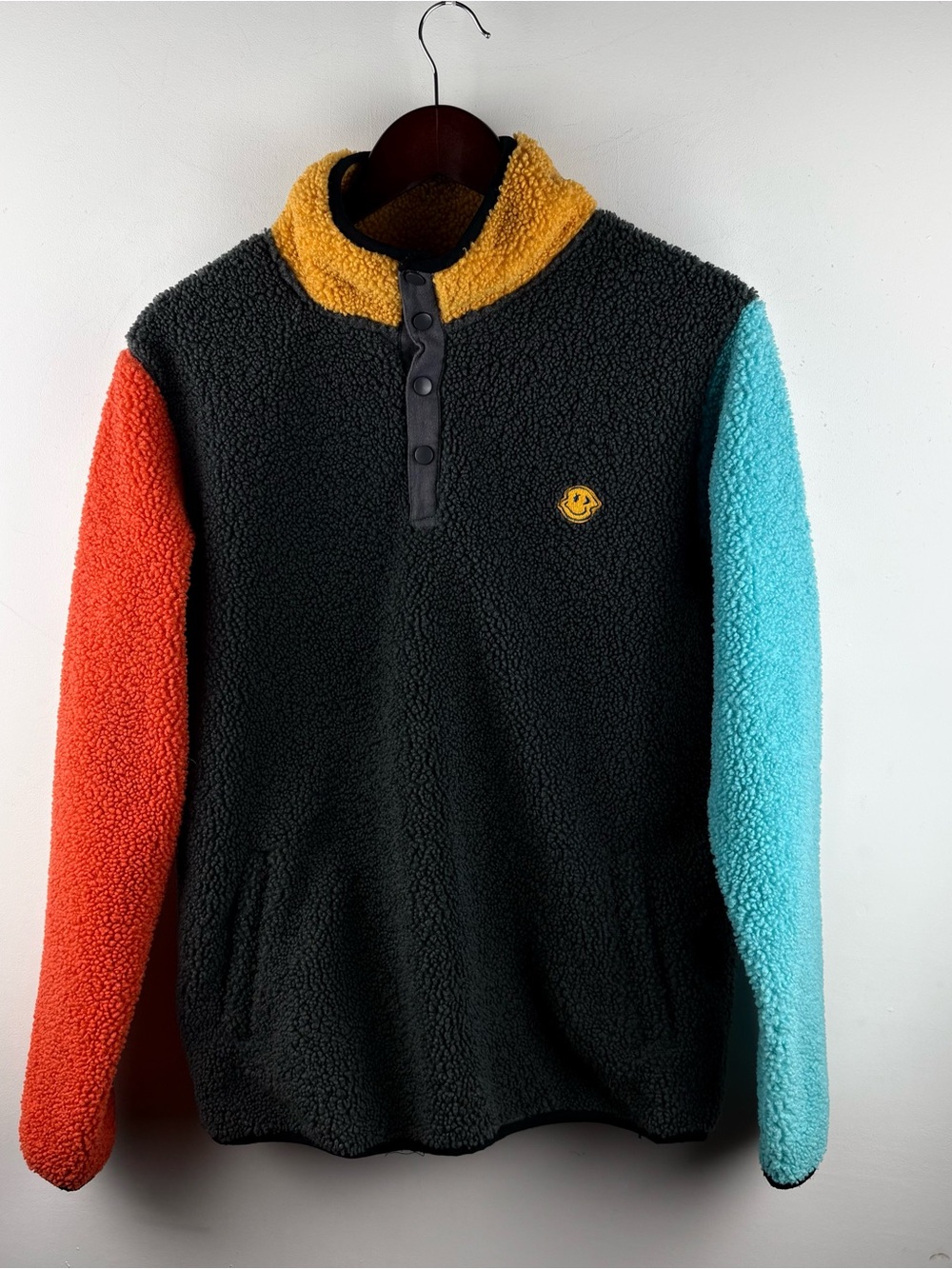Dutch Bros Pullover Fleece Snap T Style Colorblock Sherpa Smilie Sweater Medium